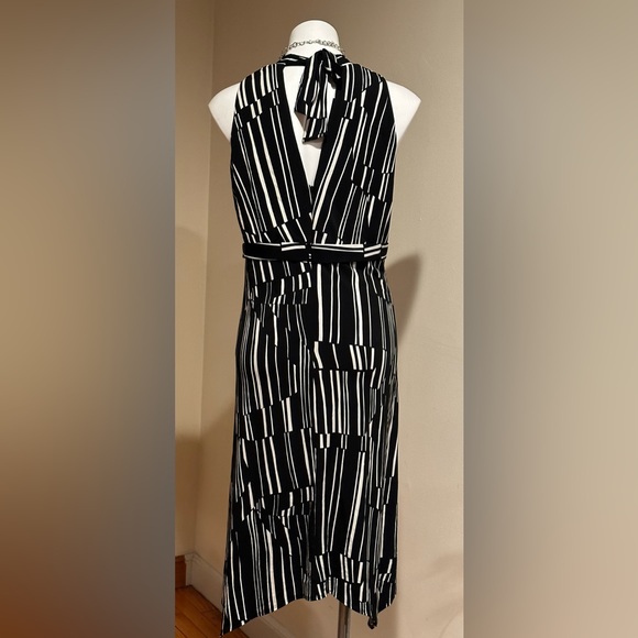 Donna Ricco NY Black & White Lines Halter Top Zip In Back SZ 14W Great Condition - Picture 6 of 14